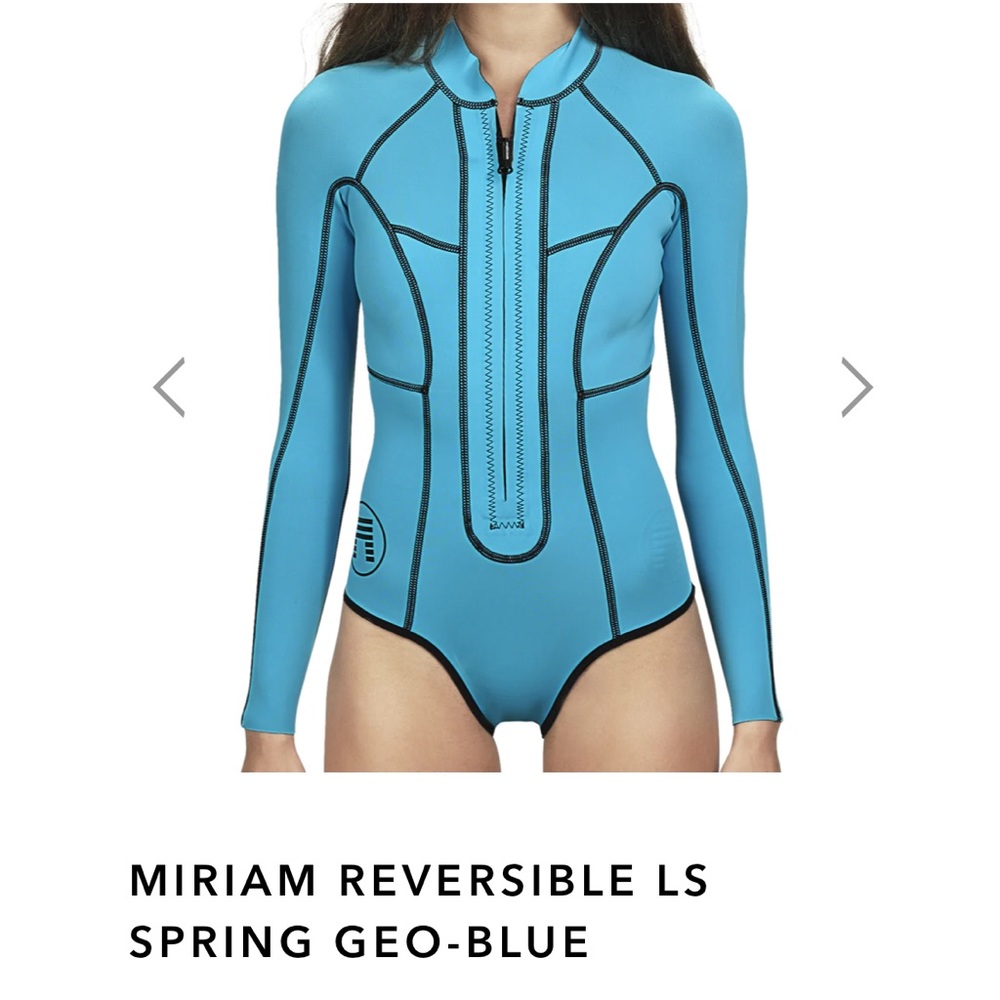 MIRIAM REVERSIBLE LS SPRING GEO-BLUE